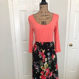 Pink Lily Maxi Dress, size small